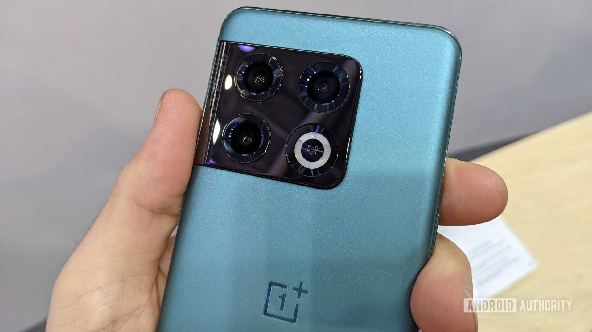 OnePlus 10 Pro Camera closeup OnePlus 10 Pro Camera closeup