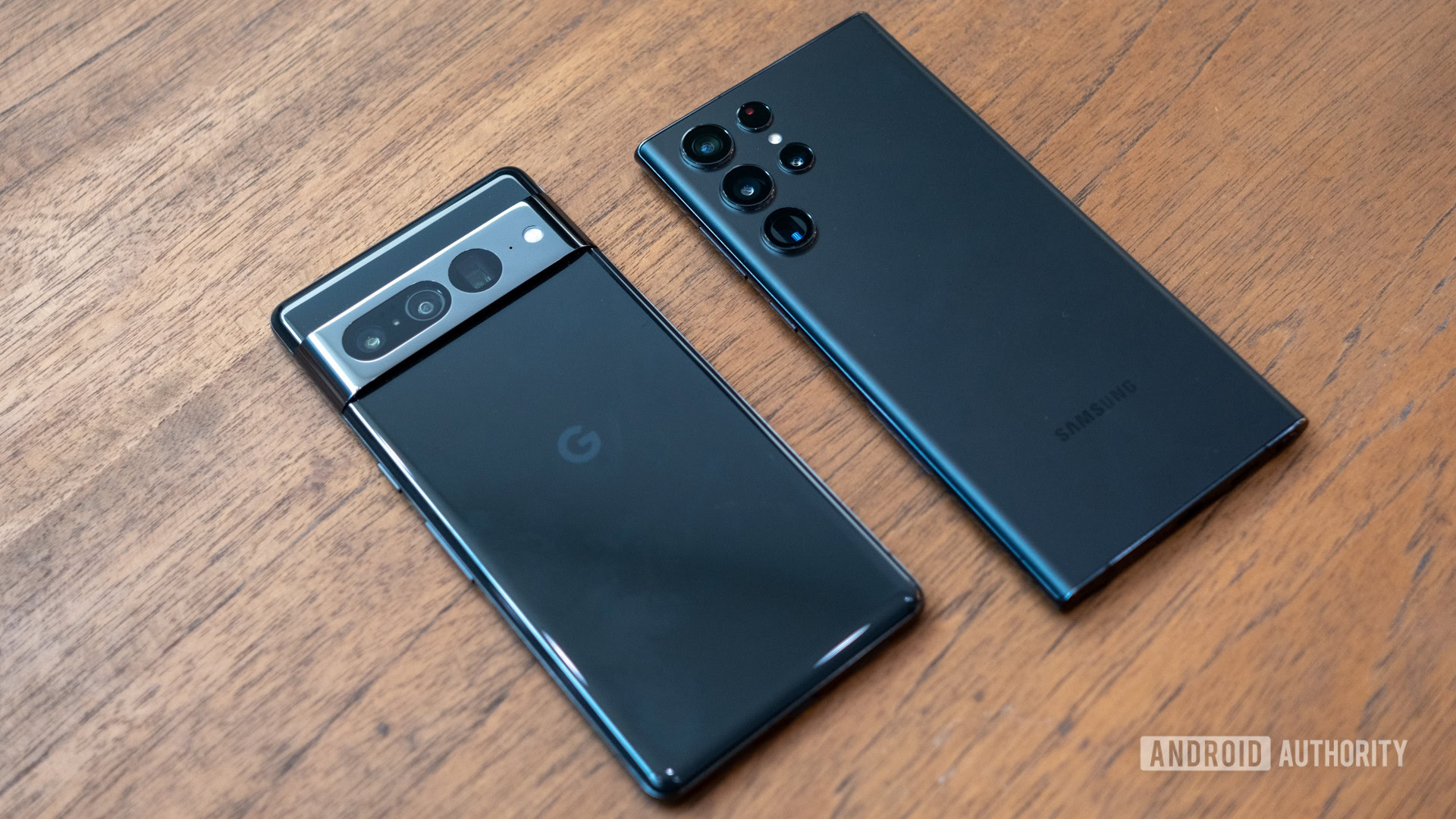 google pixel 7 pro vs galaxy s22 ultra back side by side google pixel 7 pro vs galaxy s22 ultra back side by side