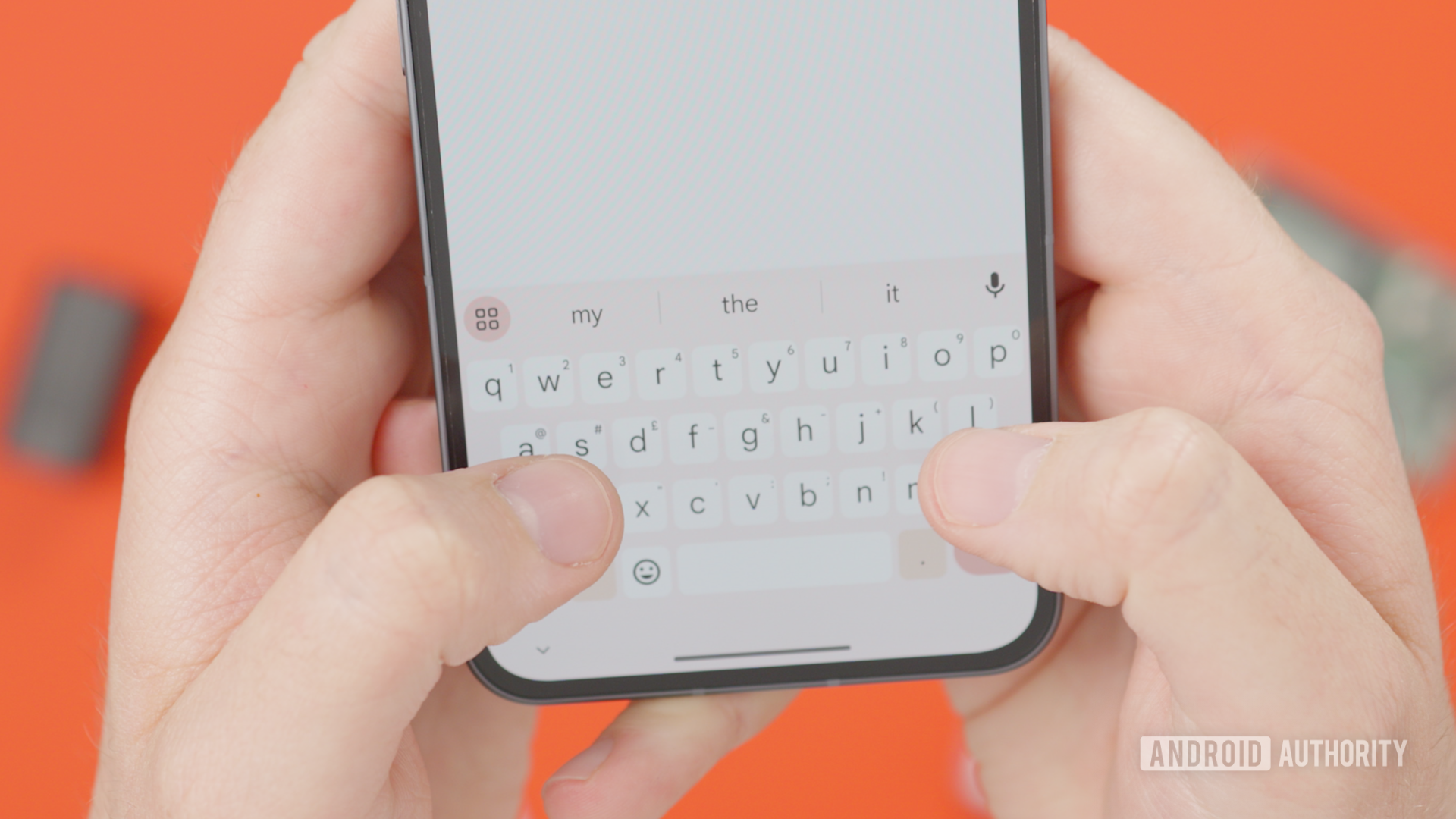 Gboard on Nothing Phone 2 Gboard on Nothing Phone 2