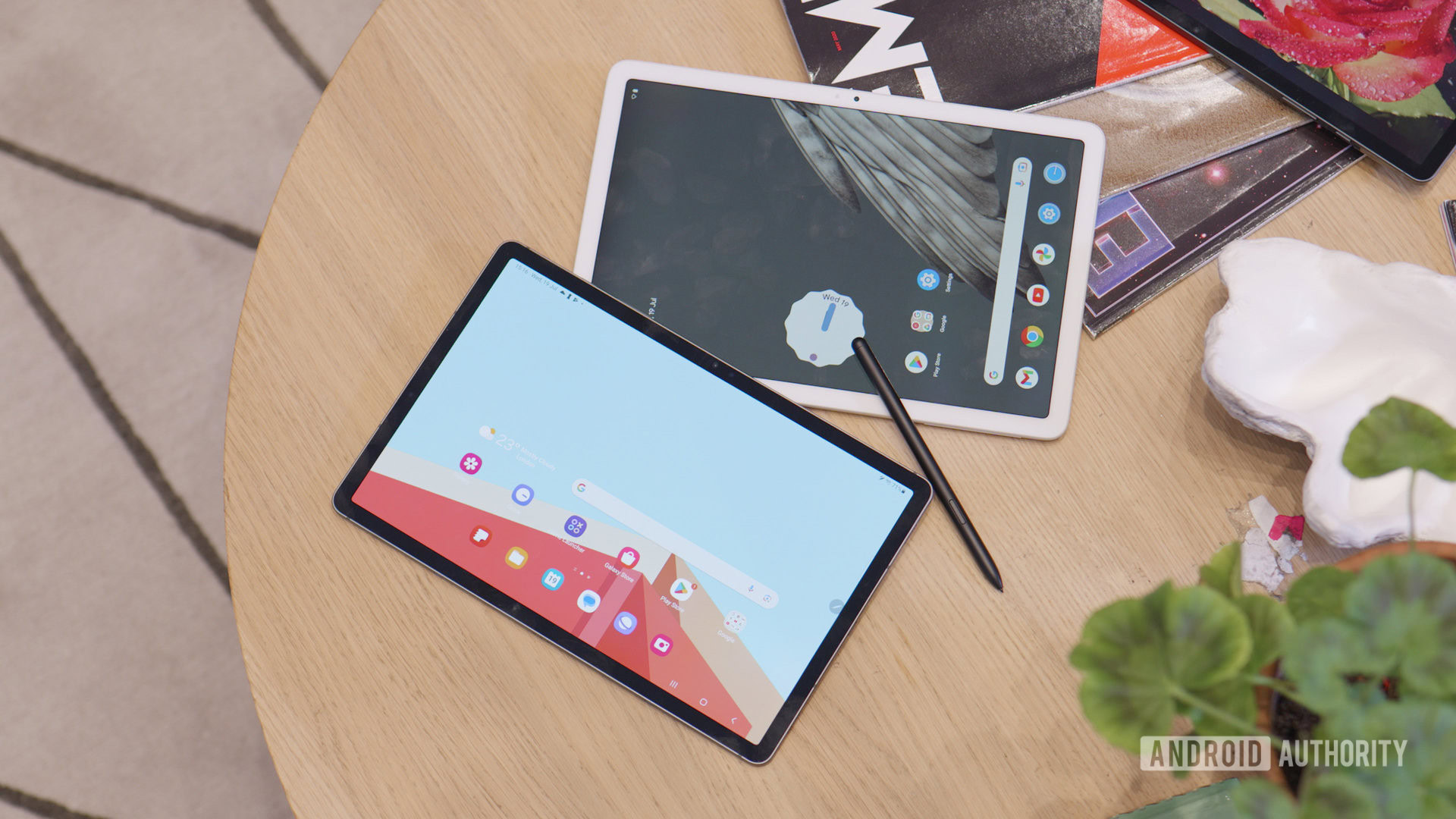 Tab S9 and Pixel tablet displays Tab S9 and Pixel tablet displays