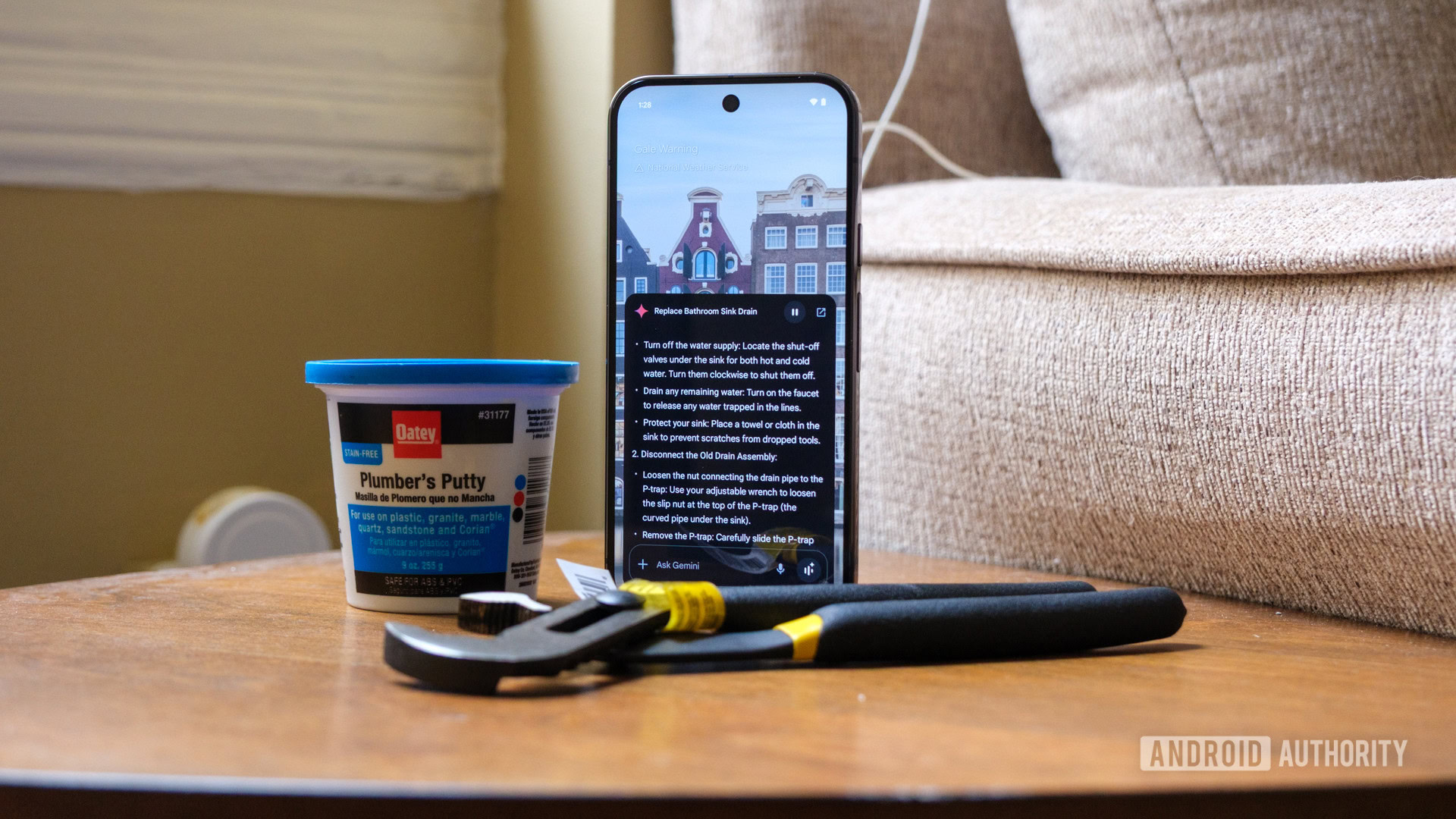 Gemini bathroom repair Pixel 9 Pro upright Gemini bathroom repair Pixel 9 Pro upright