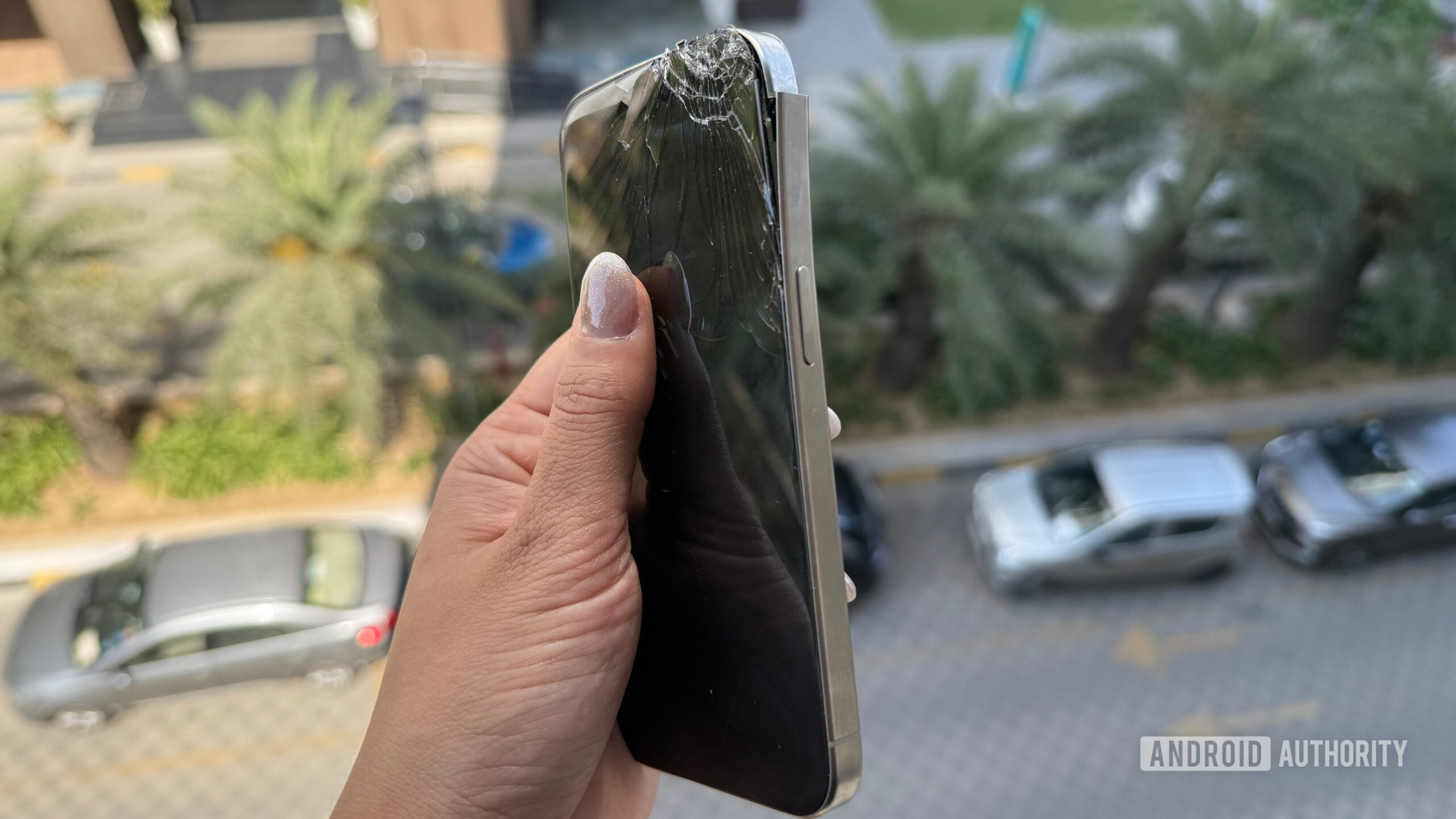 Broken iPhone 15 Pro Broken iPhone 15 Pro